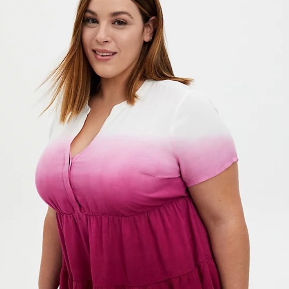 NWT torrid Lightweight Baby Doll Burgundy Dip Dye Tunic with Shirred Hem - Picture 2 of 12